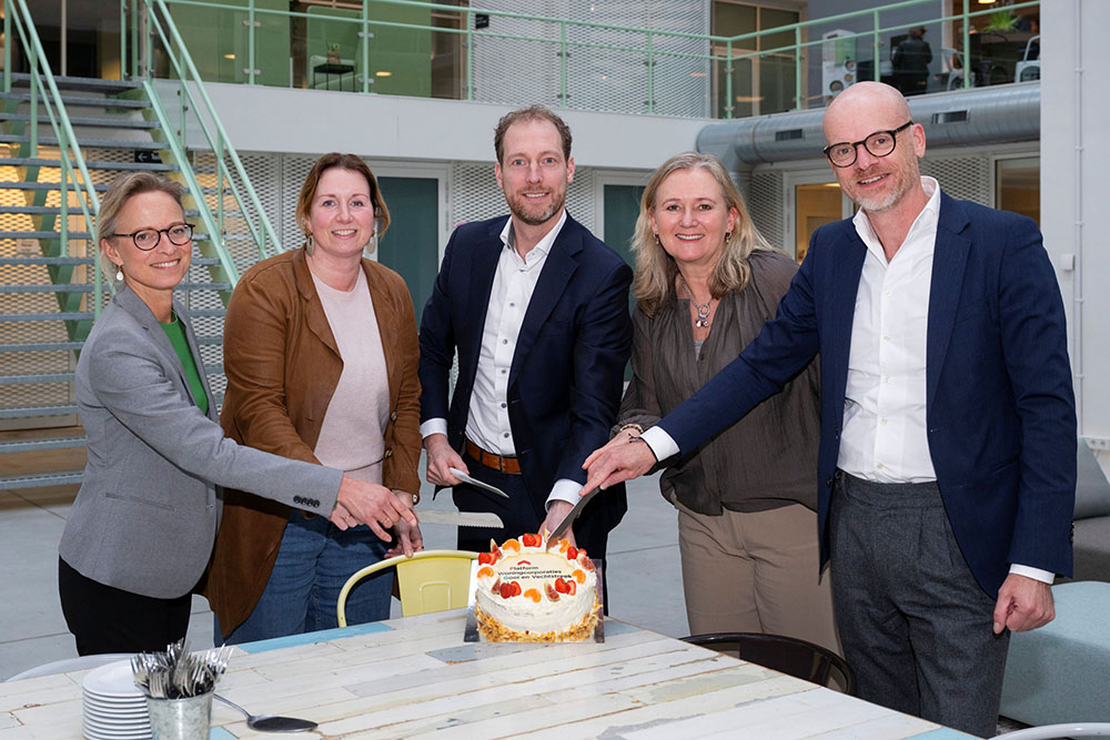 Woningcorperaties Gooi & Vechtstreek verlengen samenwerking